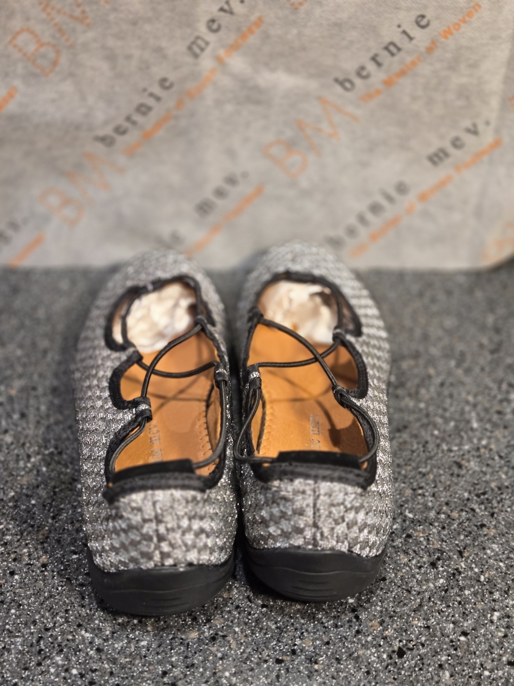 Comfortable Women's Bernie Mev Rigged Connect Flats In Pewter - Picture 4 of 8